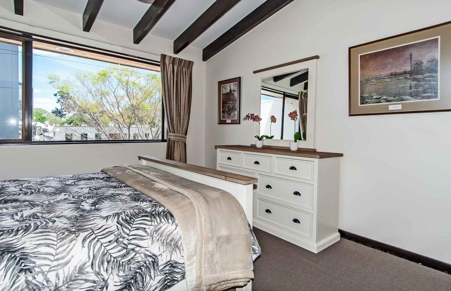 Prime Location Handy Cbd& Restaurants Christchurch