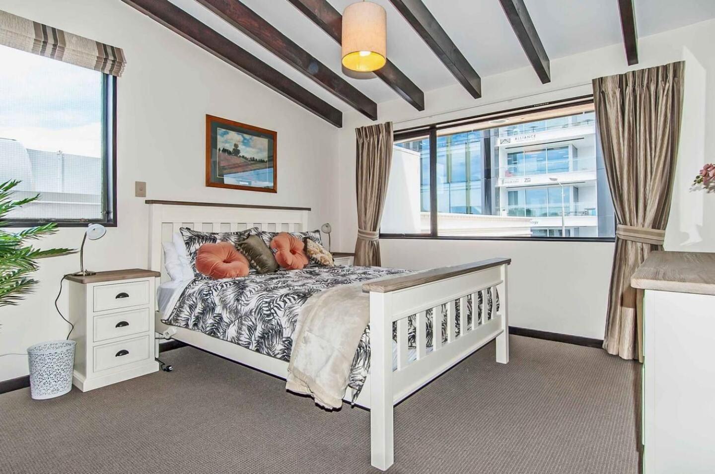 Prime Location Handy Cbd& Restaurants * Christchurch